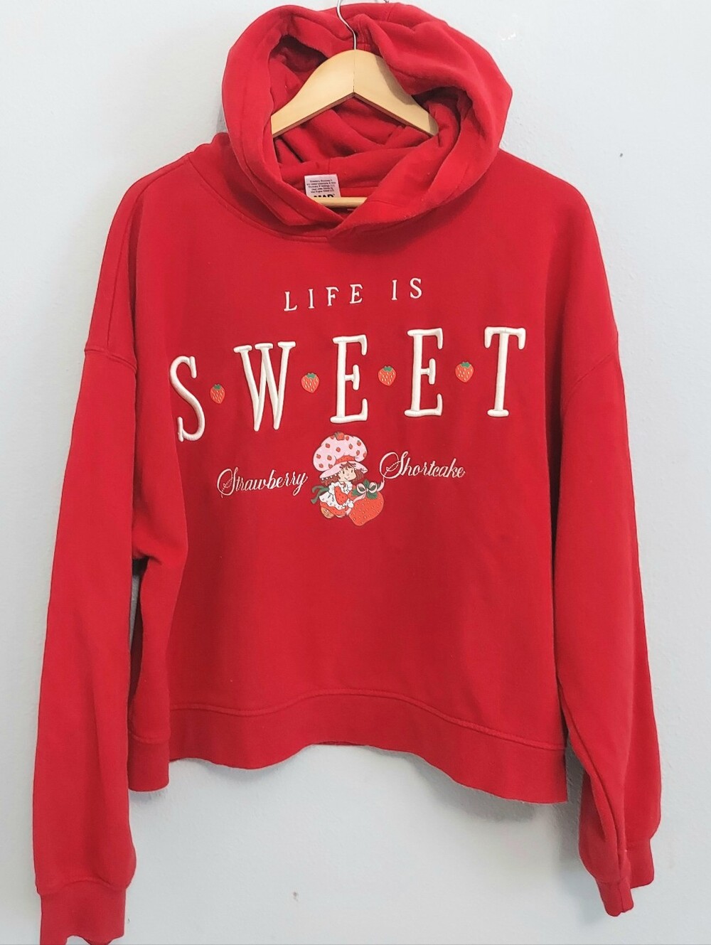 Strawberry Shortcake "Life Is SWEET" Red Pullover Hoodie Sweatshirt XL Kawaii